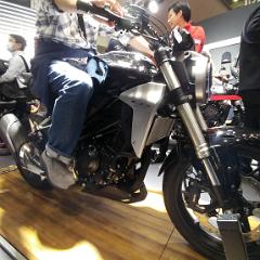 Honda CB1000R CB250R
